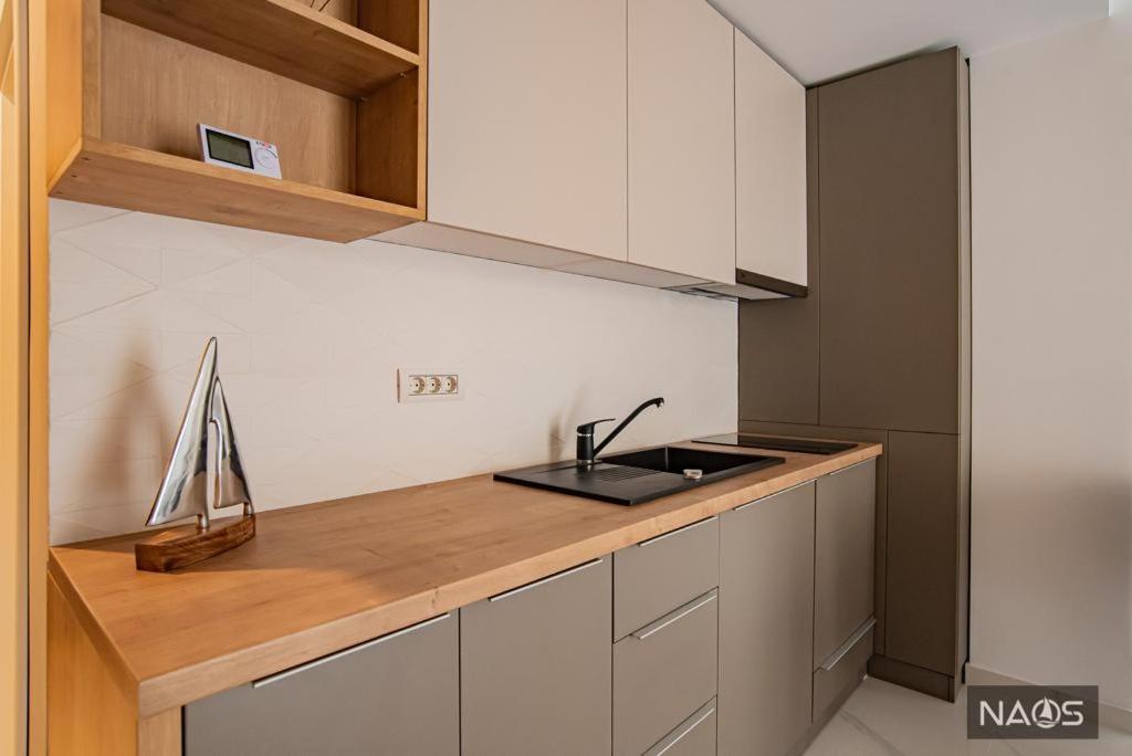 Naos Residence Navodari Bagian luar foto