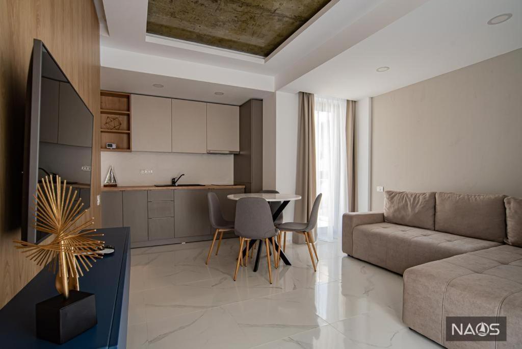Naos Residence Navodari Bagian luar foto